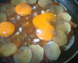 A picture of step 5 of Egg Masala.