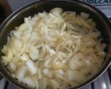 Foto del paso 1 de la receta: Tarta de espinacas, morrón y cebolla dorada con masa de semillas