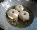 Foto langkah ke 6 dari resep Donat Tahu Tanpa Telur.