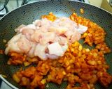 A picture of step 3 of Chicken Curry with Cream.