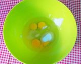 Foto del paso 1 de la receta: Flan de huevos express hecho en tan solo ocho minutos