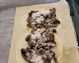 Foto del paso 7 de la receta: Hojaldres de champiñones y queso