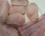 Foto del paso 3 de la receta: Zarzuela de merluza, escamarlanes y calamar
