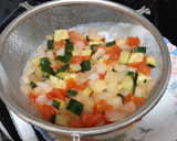 Foto del paso 4 de la receta: Tortilla de atún en escabeche y verduras