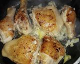 Foto del paso 1 de la receta: Pollo al champiñón 🍄♡