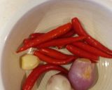 Foto langkah ke 1 dari resep Sambal bawang merah mentah.