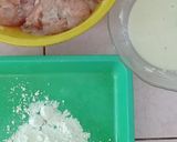 Foto langkah ke 2 dari resep Ayam Goreng Tepung.