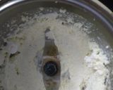 A picture of step 1 of Coconut Prawn curry.