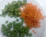 A picture of step 1 of Chicken veggies polaw.