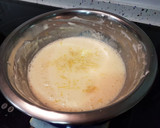 Foto del paso 3 de la receta: Cheesecake Japonés con piña, mora, dátiles y salsa de caramelo!