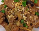 Hình bước làm 4 của món Thịt bắp giò kho măng, nấm hương