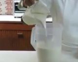 Foto del paso 3 de la receta: Agua de plátano