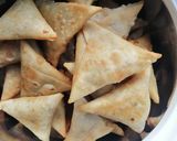 A picture of step 7 of Samosa.