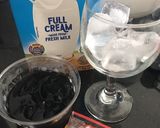 Foto langkah ke 1 dari resep Es kopi susu cincau.