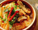 Hình bước làm 4 của món Bún măng tươi chua cay