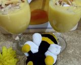 A picture of step 4 of Honey Mango Shake.