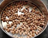 A picture of step 2 of Peanut masala.