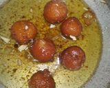 A picture of step 6 of Bread gulab jamun.