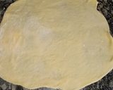 Foto del paso 4 de la receta: Medialunas con aceite
