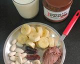 A picture of step 1 of Cashew Badam Shake With Chocolate Flavour/ Delicious And Nutritious Almond Shake!! Holi Special ✨🌈.