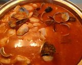 Foto del paso 3 de la receta: Fabes/Judiones con almejas y rape