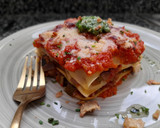 Foto del paso 9 de la receta: Lasaña de pollo y verduras con salsa de tomate
