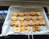Foto del paso 8 de la receta: Palmeritas bañadas en chocolate