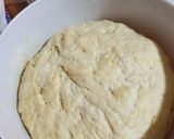 Sajttal töltött kifli recept fázis 1 fotója