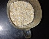 A picture of step 1 of Oats Dryfruits Smoothie.