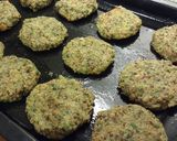 Foto del paso 9 de la receta: Hamburguesas de quinoa, lentejas y espinacas (veganas) 🍔