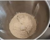 Une image de l'étape 1 de Brioche pure beurre et miel.