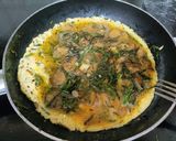 Foto del paso 3 de la receta: Tortilla de champiñones y espárragos trigueros