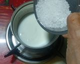 A picture of step 1 of Mango Masti dessert.