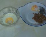 Foto del paso 2 de la receta Huevos rellenos de chicharrones o torreznos