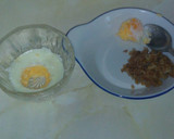 Foto del paso 2 de la receta: Huevos rellenos de chicharrones o torreznos