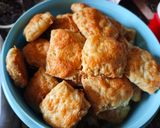 Gluténmentes (sajtos és tepertős) pogácsa recept fázis 5 fotója