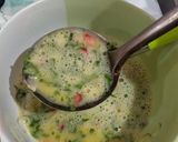 Foto langkah ke 3 dari resep Dadar gulung ibu.
