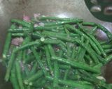 Foto langkah ke 2 dari resep Tumis Kacang Panjang Asam Jawa.