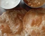 A picture of step 5 of Dhuli dal puri.