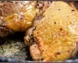 Irsai serpenyős csirkecombok recept fázis 3 fotója