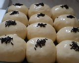 Foto langkah ke 5 dari resep Roti sobek coklat.
