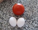 Foto del paso 1 de la receta: Huevos con tomate