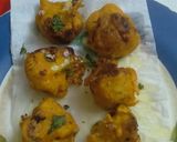 A picture of step 5 of Gobhi Pakoda.