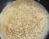Foto langkah ke 7 dari resep Martabak Manis Teflon Tanpa Telur.