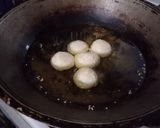 Foto langkah ke 4 dari resep Onde onde isi kacang hijau anti gagal.