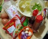 Foto langkah ke 1 dari resep Bihun Goreng ala Solaria.