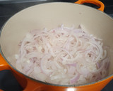 Foto del paso 3 de la receta: Sopa de cebolla a mi manera con miso