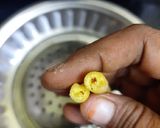 கருப்பட்டி மனோகரம் / மன கோலம் (manogaram recipe in Tamil) ரெசிபி ஸ்டேப் 4 புகைப்படம்