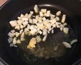 Une image de l'étape 7 de Chou Kale sauté au jus de cerf, ail et oignon.