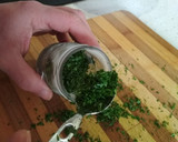 Foto del paso 2 de la receta: Perejil siempre fresco